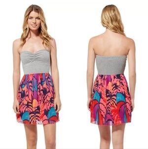 Roxy One Day Soon Pleated Strapless Summer Dress with Tropical Print Size M